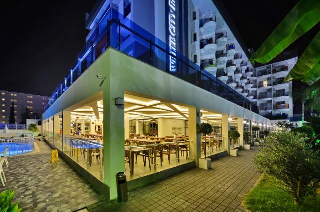 White City Beach Hotel